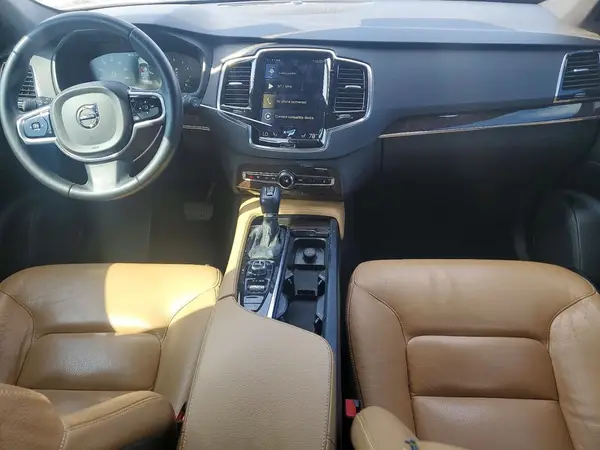 YV4A22PK3H1172107 2017 VOLVO XC90 - Image 8
