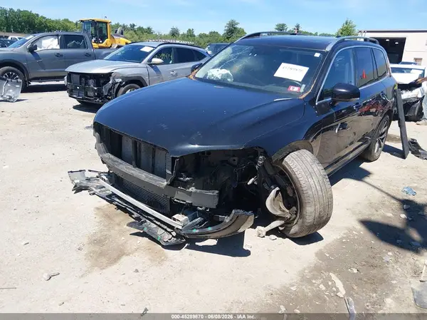 YV4A22PK3J1194341 2018 VOLVO XC90 - Image 2