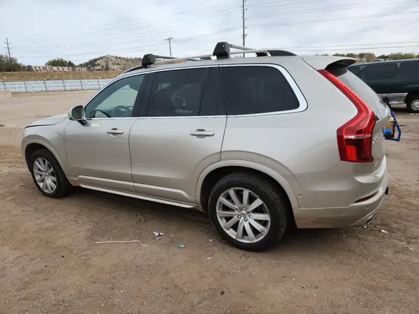 YV4A22PK3J1199720 2018 VOLVO XC90 - Image 2