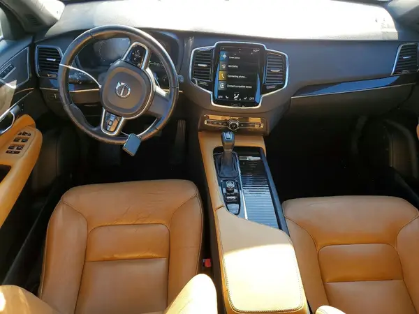 YV4A22PK3J1207752 2018 VOLVO XC90 - Image 8