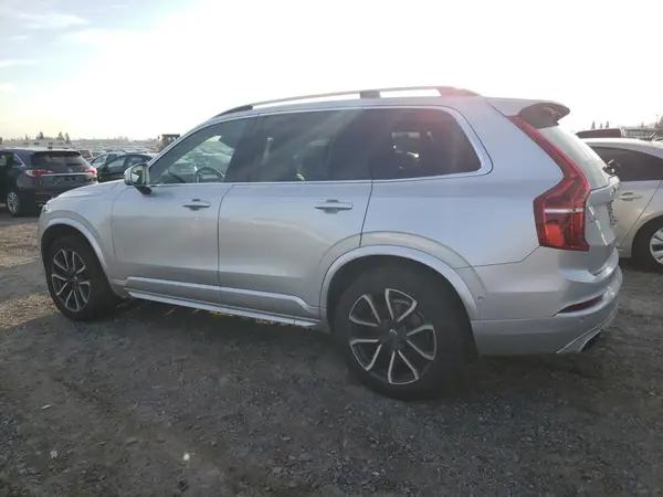 YV4A22PK3J1215723 2018 VOLVO XC90 - Image 2