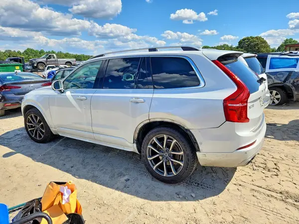 YV4A22PK3J1337935 2018 VOLVO XC90 - Image 2