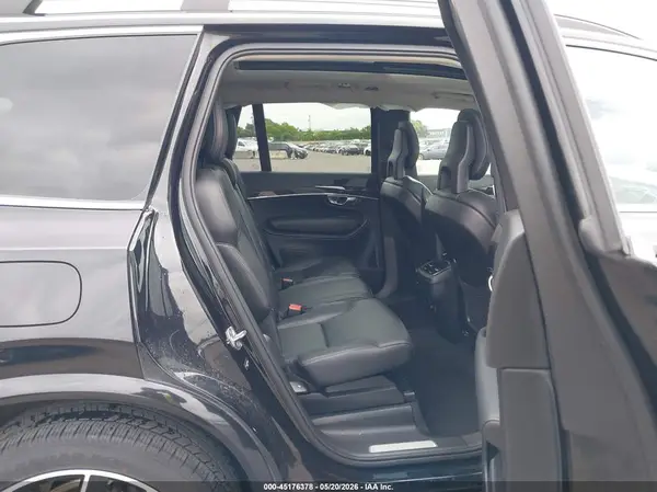 YV4A22PK3J1358459 2018 VOLVO XC90 - Image 8