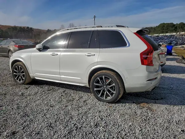 YV4A22PK3J1375181 2018 VOLVO XC90 - Image 2