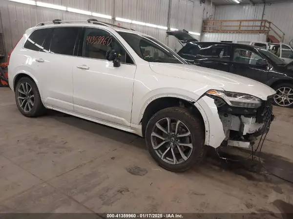 YV4A22PK3K1452939 2019 VOLVO XC90 - Image 1