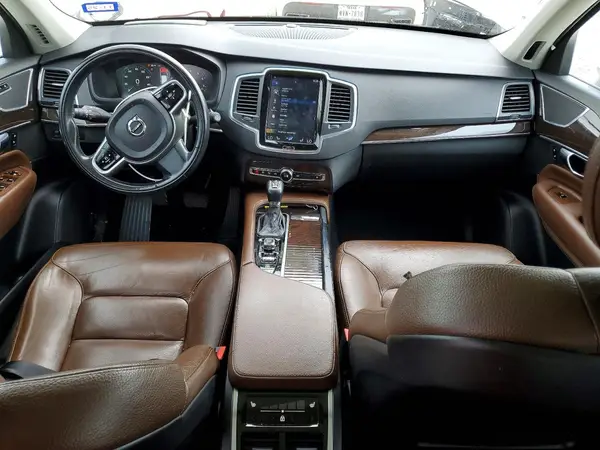 YV4A22PK3K1456960 2019 VOLVO XC90 - Image 8