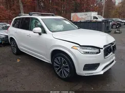 YV4A22PK3N1853587 2022 VOLVO XC90