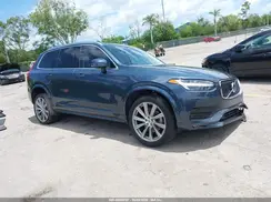 YV4A22PK3N1861155 2022 VOLVO XC90