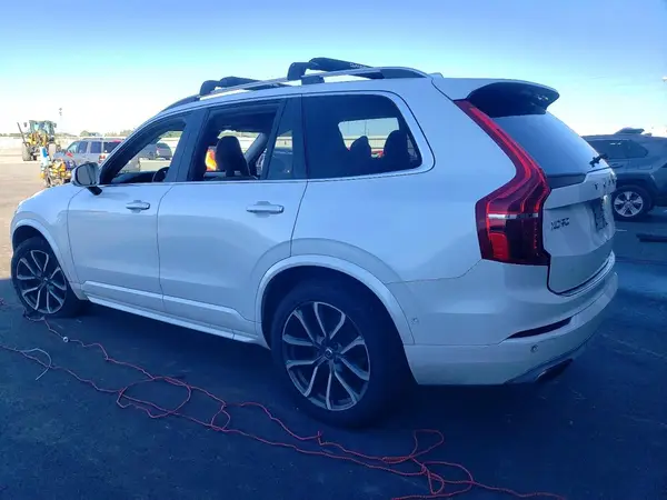 YV4A22PK4G1013112 2016 VOLVO XC90 - Image 2