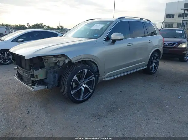 YV4A22PK4G1020383 2016 VOLVO XC90 - Image 2