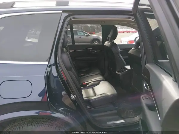 YV4A22PK4G1033151 2016 VOLVO XC90 - Image 8