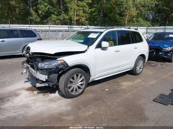 YV4A22PK4G1034865 2016 VOLVO XC90 - Image 2