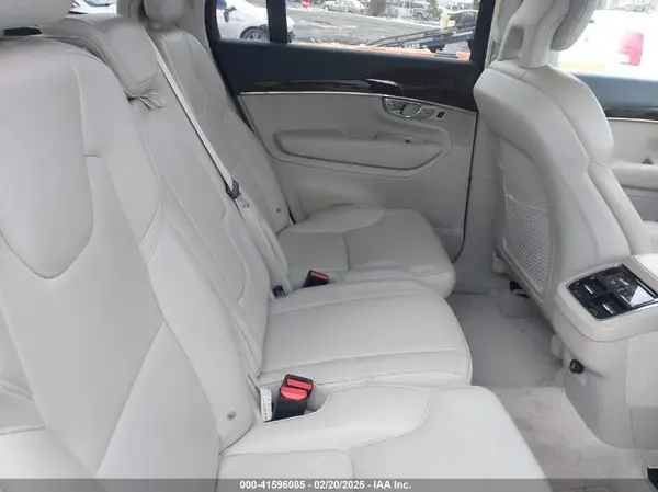 YV4A22PK4G1037054 2016 VOLVO XC90 - Image 8