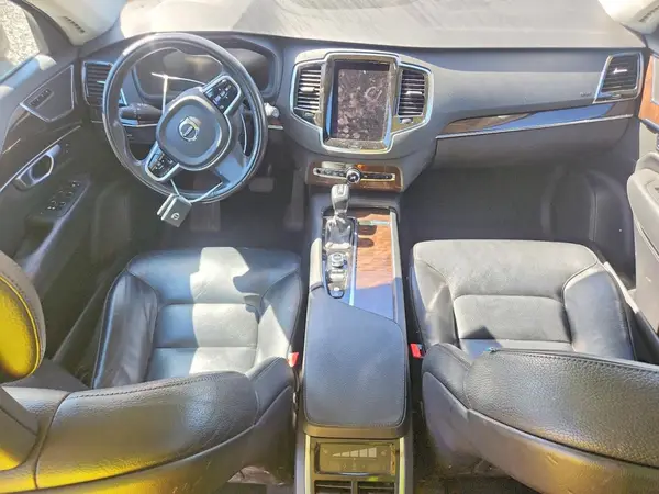 YV4A22PK4G1037152 2016 VOLVO XC90 - Image 8