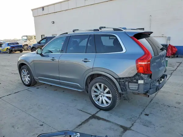YV4A22PK4G1044733 2016 VOLVO XC90 - Image 2