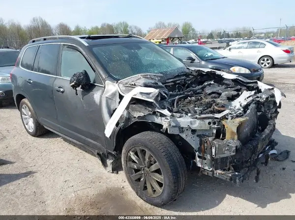 YV4A22PK4G1050063 2016 VOLVO XC90