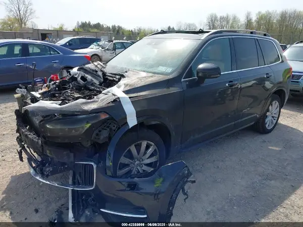 YV4A22PK4G1050063 2016 VOLVO XC90 - Image 2