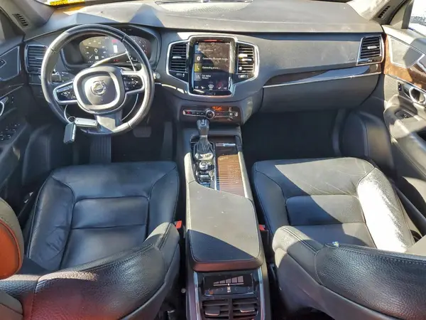 YV4A22PK4G1071396 2016 VOLVO XC90 - Image 8