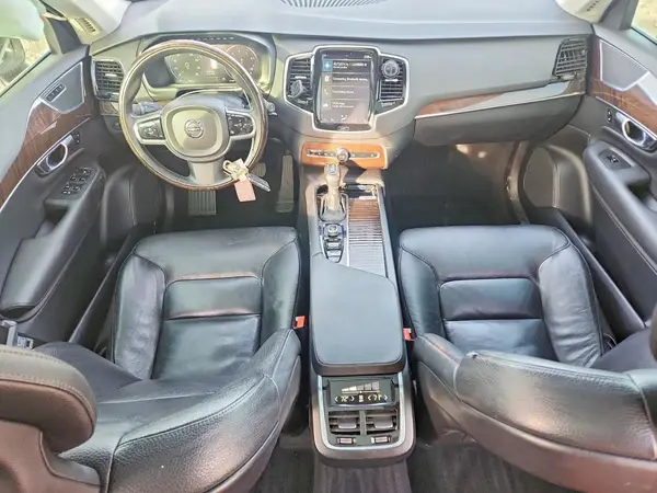 YV4A22PK4G1075531 2016 VOLVO XC90 - Image 8