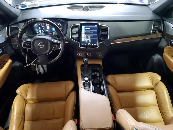 YV4A22PK4G1076601 2016 VOLVO XC90 - Image 8