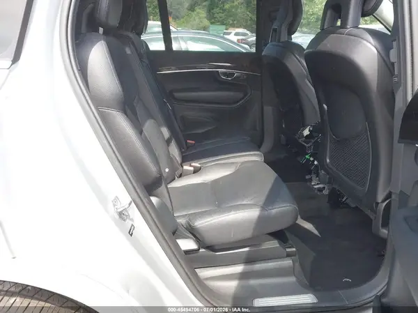 YV4A22PK4G1076744 2016 VOLVO XC90 - Image 8