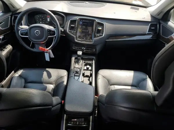 YV4A22PK4G1089557 2016 VOLVO XC90 - Image 8