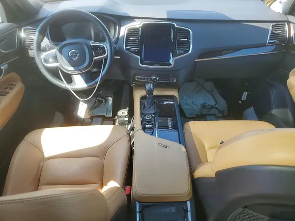 YV4A22PK4H1141464 2017 VOLVO XC90 - Image 8