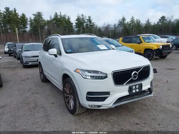 YV4A22PK4H1149368 2017 VOLVO XC90 - Image 1