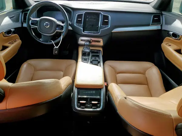 YV4A22PK4H1155929 2017 VOLVO XC90 - Image 8