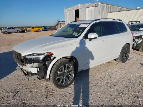 YV4A22PK4H1157261 2017 VOLVO XC90 - Image 2