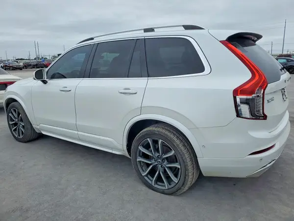 YV4A22PK4H1157499 2017 VOLVO XC90 - Image 2