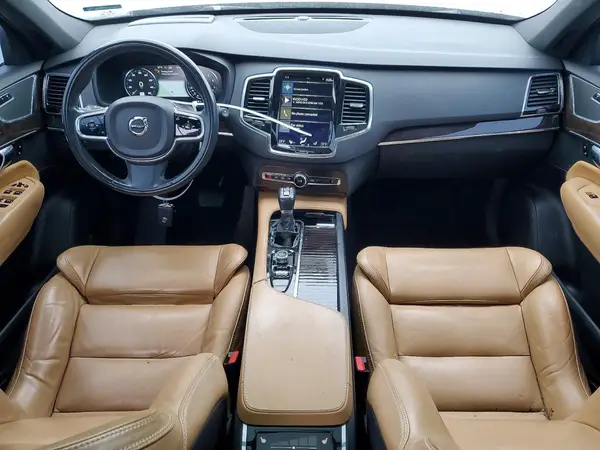 YV4A22PK4H1157499 2017 VOLVO XC90 - Image 8