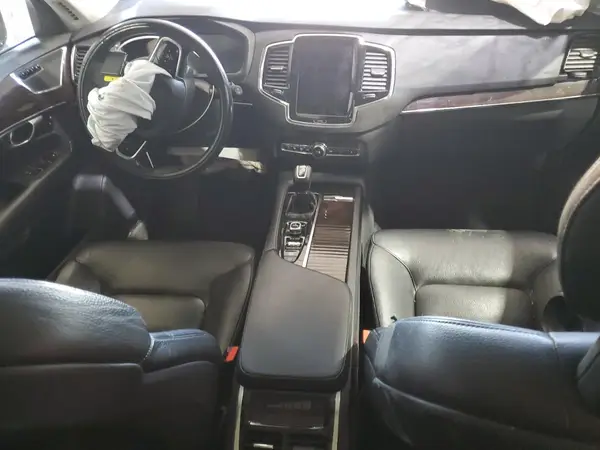 YV4A22PK4H1157910 2017 VOLVO XC90 - Image 8