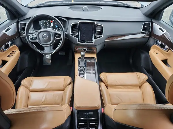 YV4A22PK4H1167076 2017 VOLVO XC90 - Image 8