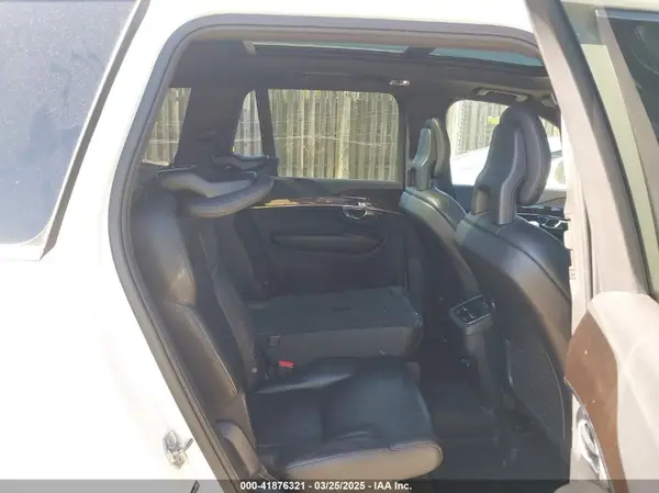 YV4A22PK4H1171533 2017 VOLVO XC90 - Image 8