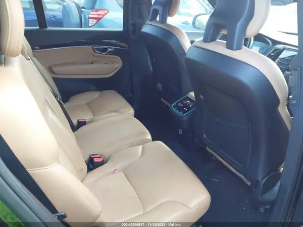YV4A22PK4H1174450 2017 VOLVO XC90 - Image 8