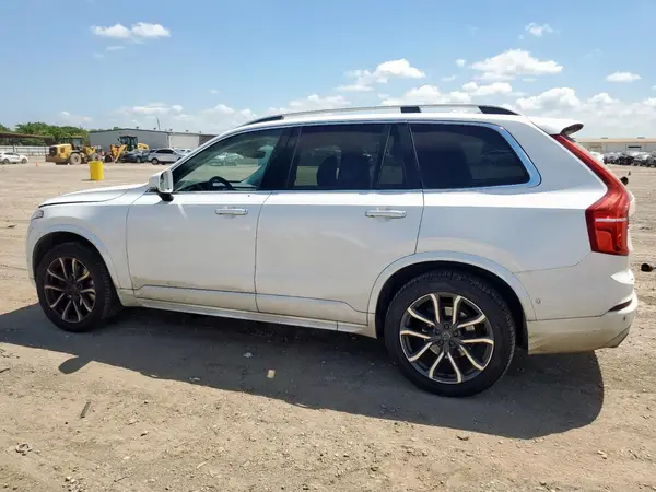 YV4A22PK4H1186050 2017 VOLVO XC90 - Image 2