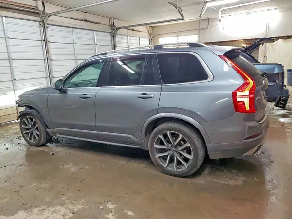 YV4A22PK4J1202222 2018 VOLVO XC90 - Image 2