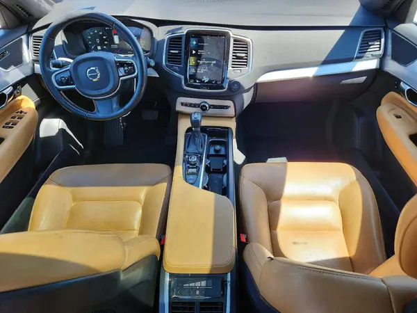 YV4A22PK4J1203810 2018 VOLVO XC90 - Image 8