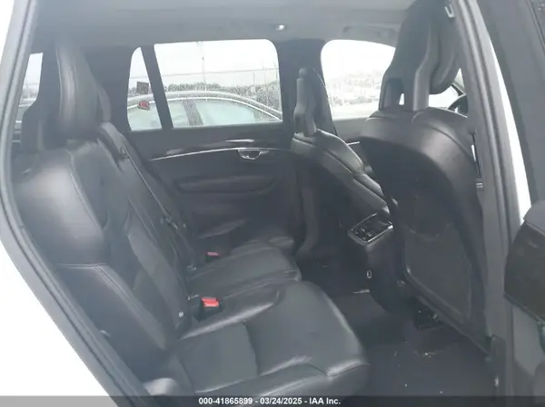 YV4A22PK4J1321548 2018 VOLVO XC90 - Image 8