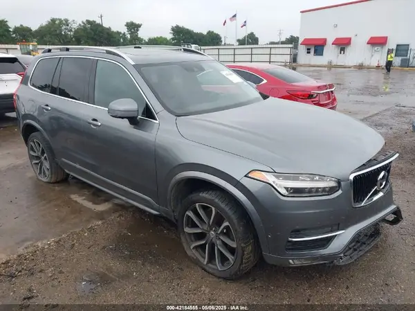 YV4A22PK4J1322277 2018 VOLVO XC90 - Image 1