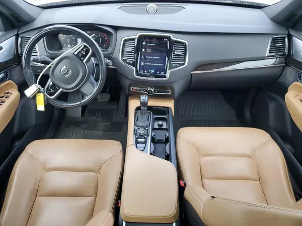 YV4A22PK4J1327124 2018 VOLVO XC90 - Image 8