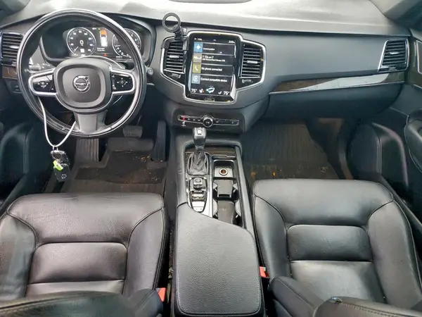 YV4A22PK4J1333019 2018 VOLVO XC90 - Image 8