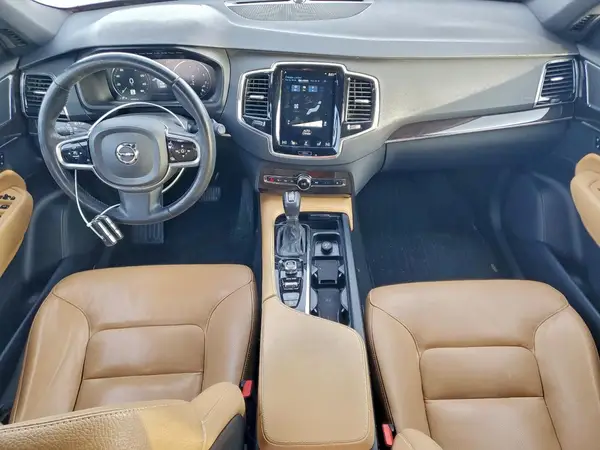 YV4A22PK4J1333392 2018 VOLVO XC90 - Image 8