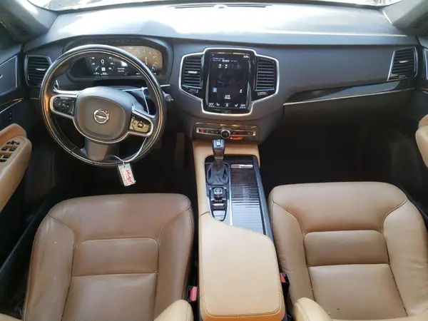 YV4A22PK4J1336504 2018 VOLVO XC90 - Image 8