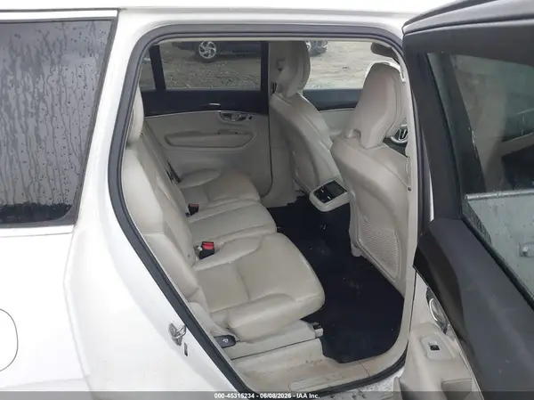 YV4A22PK4K1443408 2019 VOLVO XC90 - Image 8