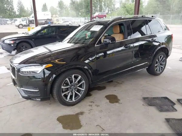 YV4A22PK4K1493175 2019 VOLVO XC90 - Image 2