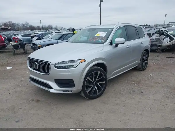 YV4A22PK4M1748264 2021 VOLVO XC90 - Image 2