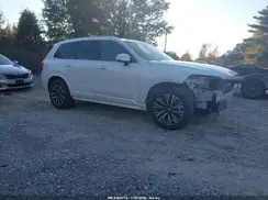 YV4A22PK4N1867885 2022 VOLVO XC90
