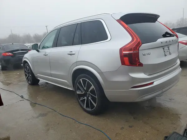 YV4A22PK4N1868373 2022 VOLVO XC90 - Image 2